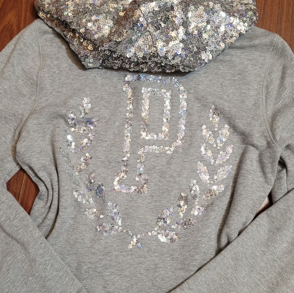 🚫SOLD🚫 VS PINK rare bling full zip